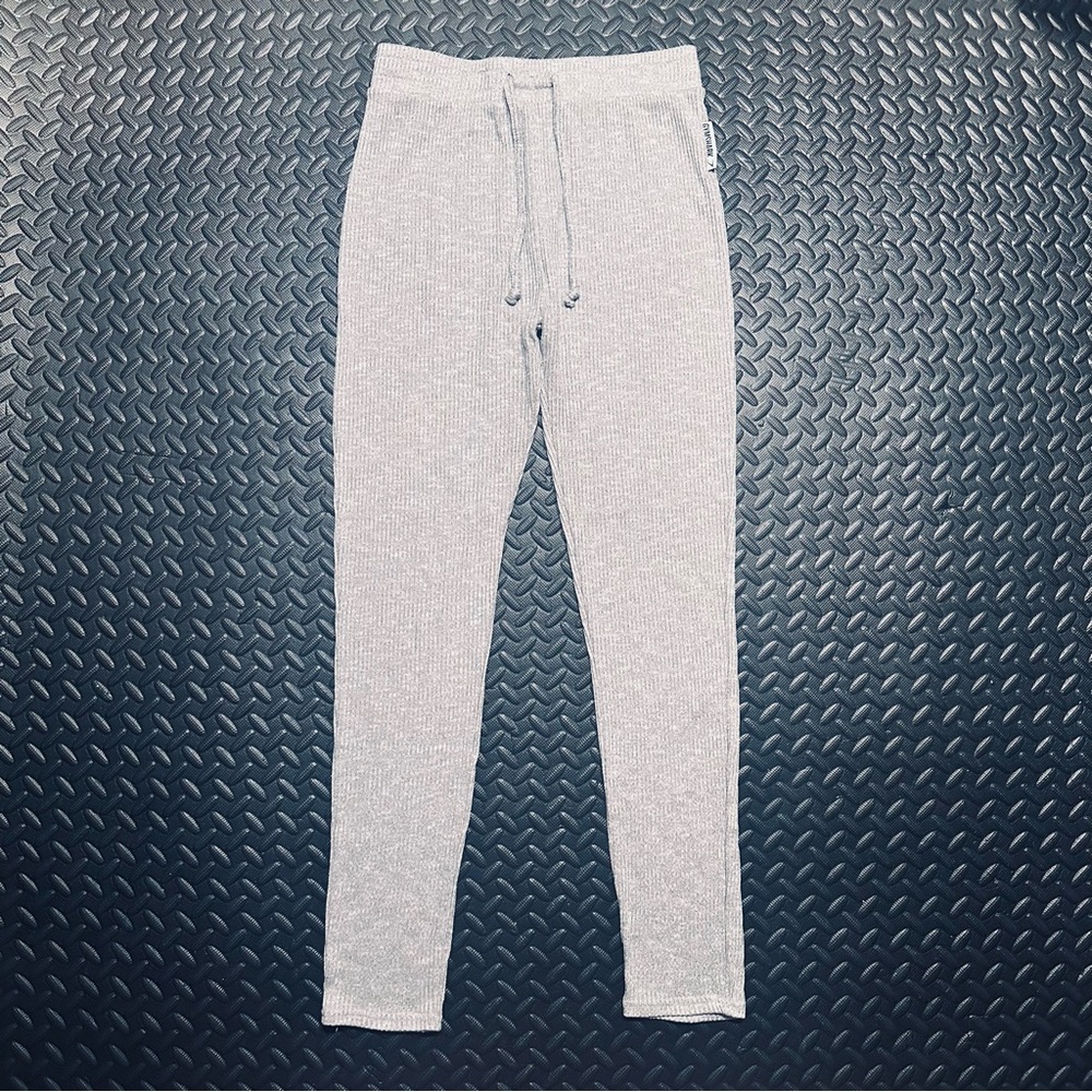Gymshark Slounge light grey marl leggings